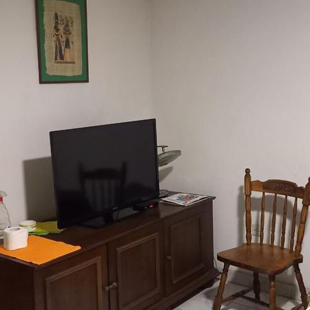 A Modest Place Beograd Ngoại thất bức ảnh